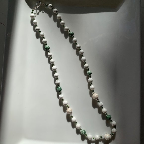 Swarovski Beaded White and Green Handmade Necklace - Picture 2 of 7